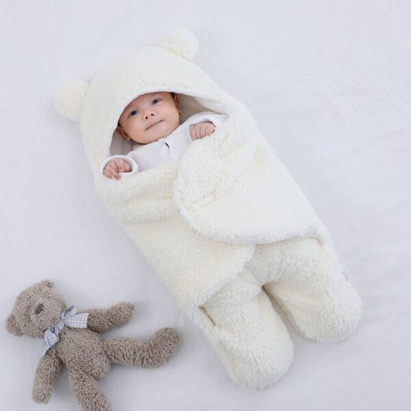 Autumn And Winter Thickened Anti-Shock Out Baby Quilt - Image 3